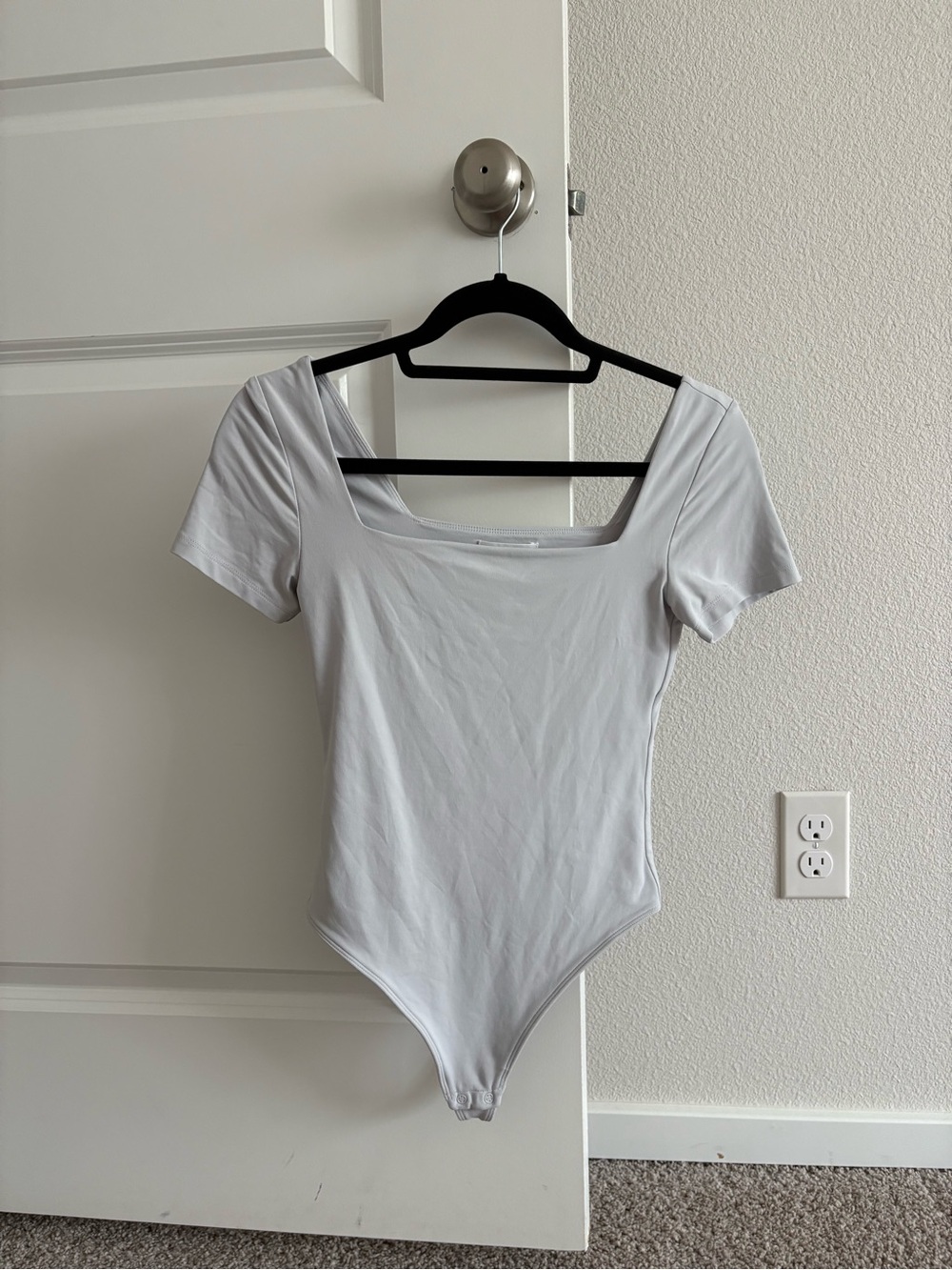 Aritzia Contour Babaton Bodysuit